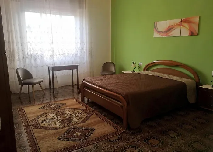 L'oasi Di Angela, Cin It11163c2000q5074 アパート *